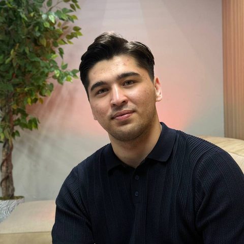 Diyorbek Nomozov, mentor